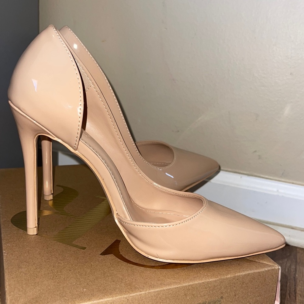 Charlotte Ruse Tabana Heel